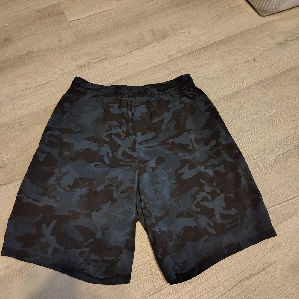 Lululemon Pace Breaker Camo Shorts Mens Medium Navy Black Athletic Training